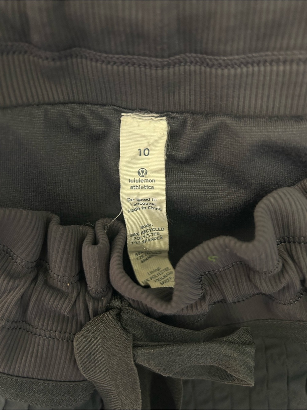 Lululemon Pleated Skort Size 10 - Picture 3 of 5